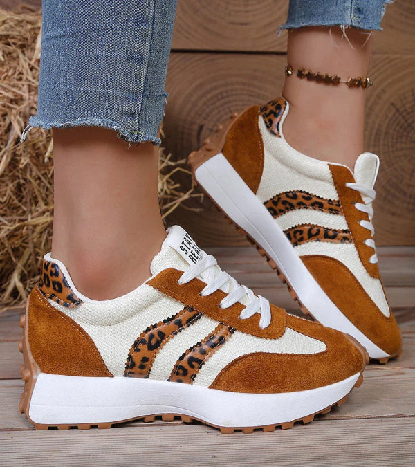Jessy | Trendy comfort sneakers with a stable sole